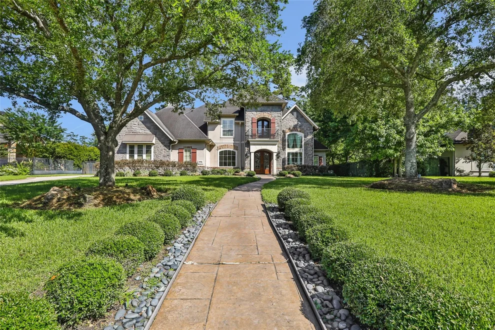 Unit for sale at 8134 Beckett Creek Lane, Humble, TX 77396