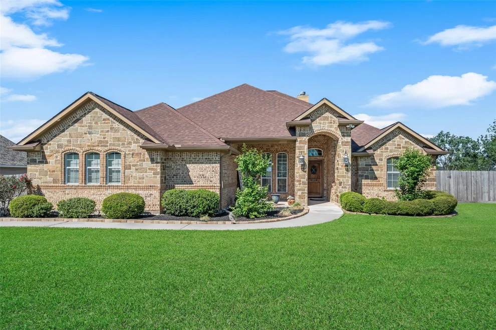 Unit for sale at 158 Harley Drive, Montgomery, TX 77356