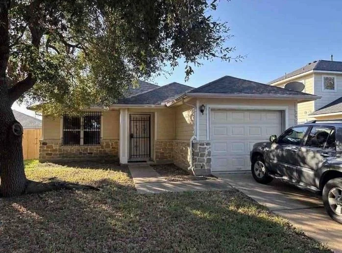 Unit for sale at 2623 Steelhead Drive, Houston, TX 77045