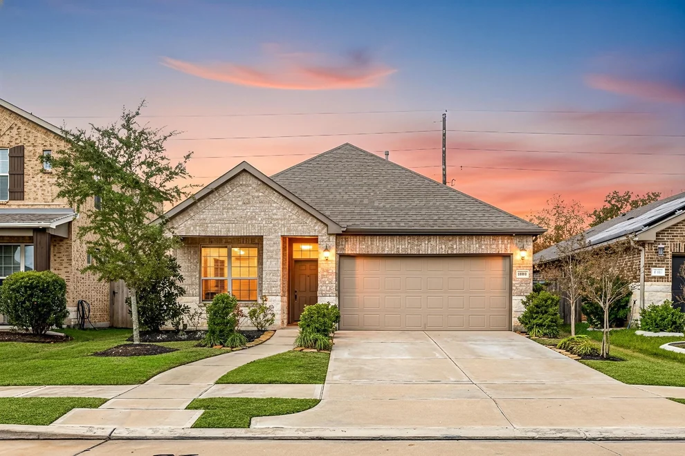 Unit for sale at 11523 Brookside Arbor Ln, Richmond, TX 77406