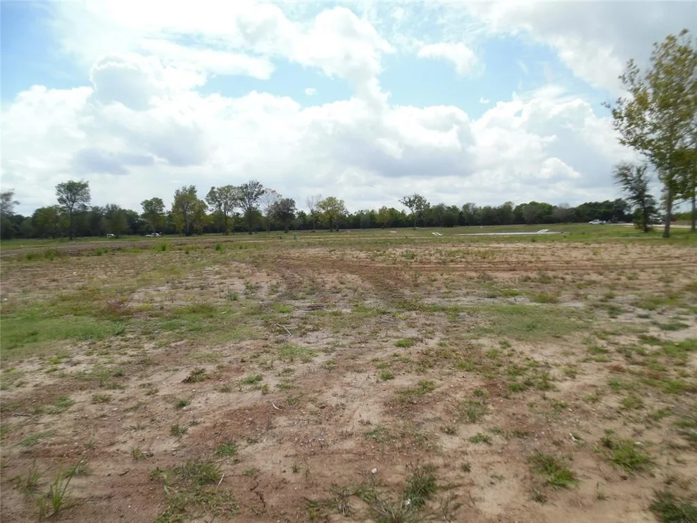 Unit for sale at 15519 Cypress Point Lane, Santa Fe, TX 77517