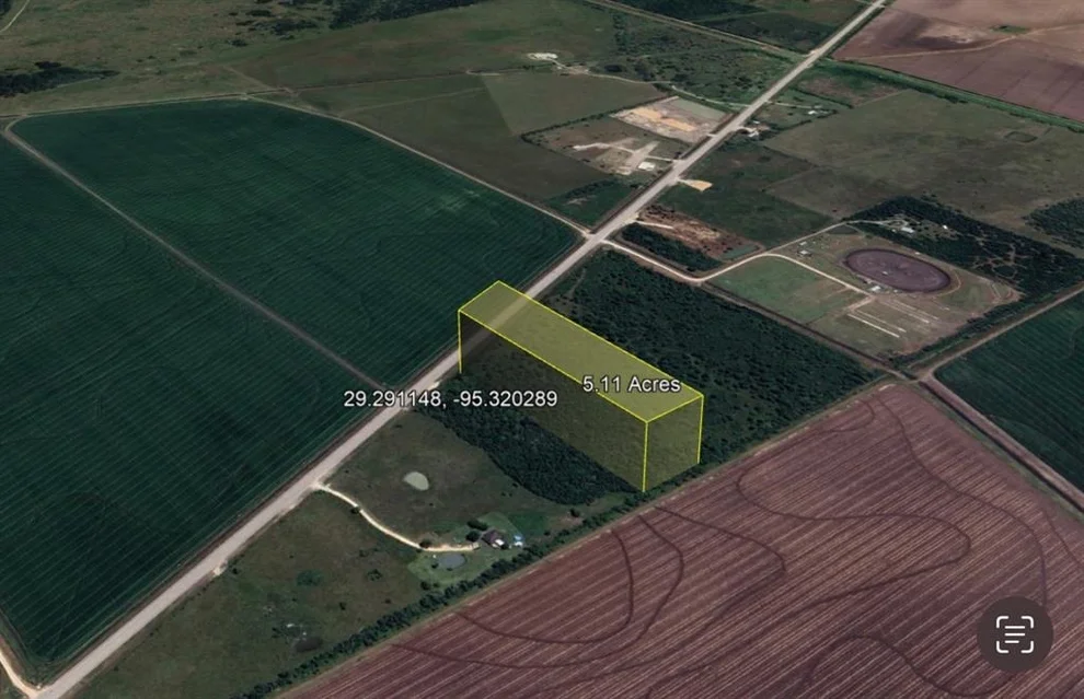 Unit for sale at 0 Highway 35, Liverpool, TX 77577