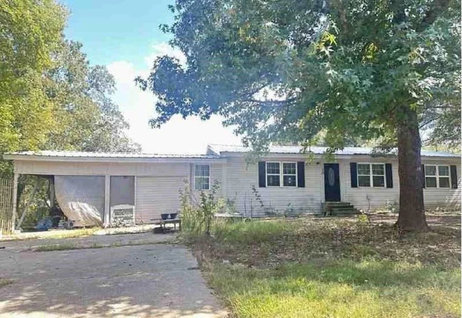 Unit for sale at 20 County Road 3330, Mount Pleasant, TX 75455