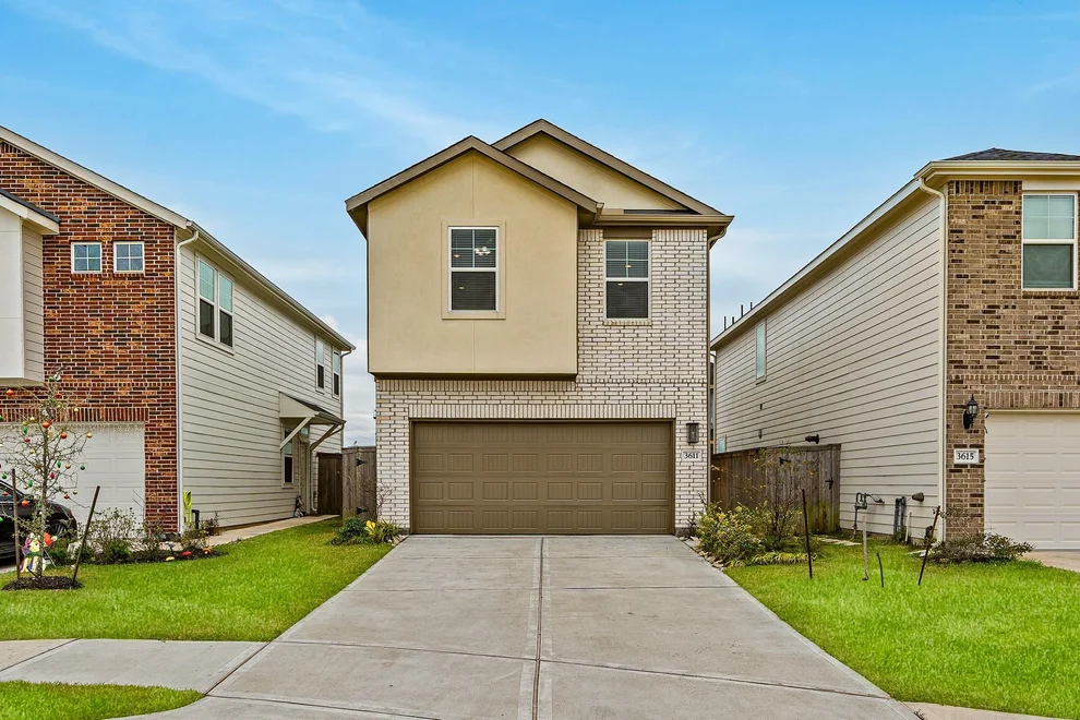 Unit for sale at 3611 Crescent Moon Court, Missouri City, TX 77459