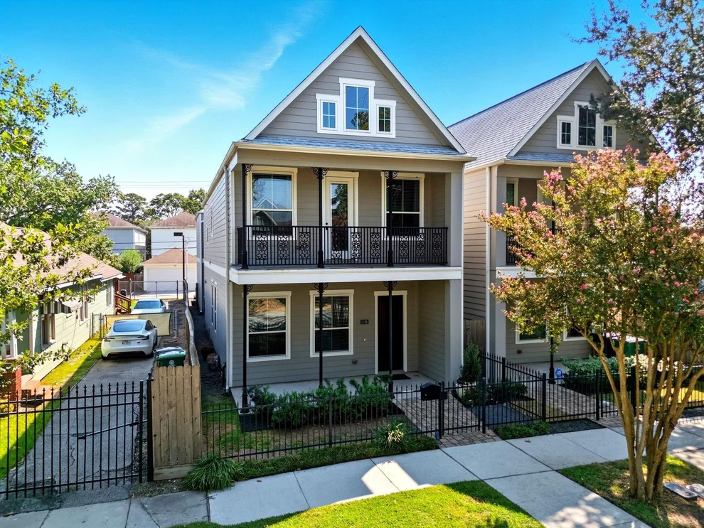 Unit for sale at 1116 Waverly Street, Houston, TX 77008