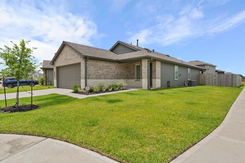 Unit for sale at 12223 Ridge River Lane, Houston, TX 77067