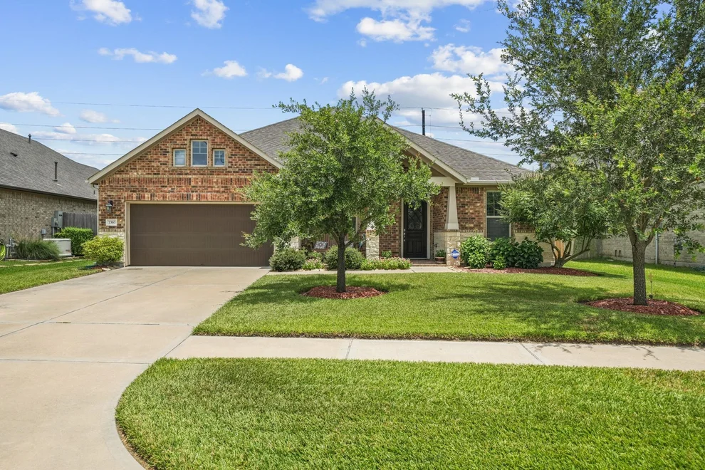Unit for sale at 7310 Water Glen Lane, Manvel, TX 77578