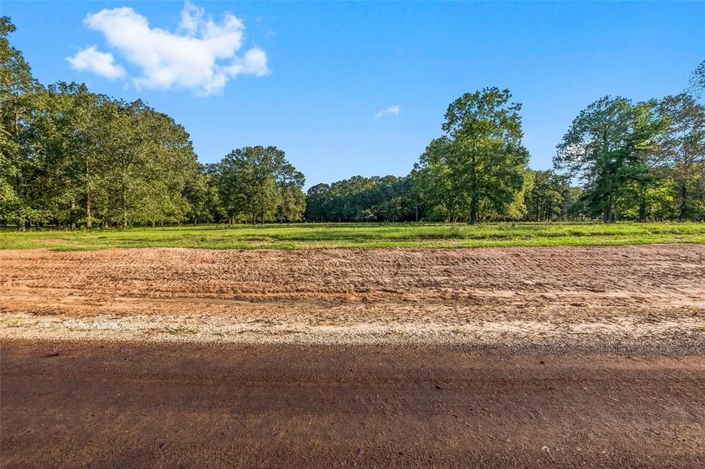 Unit for sale at 6052 Alans Memorial Lane, New Waverly, TX 77358