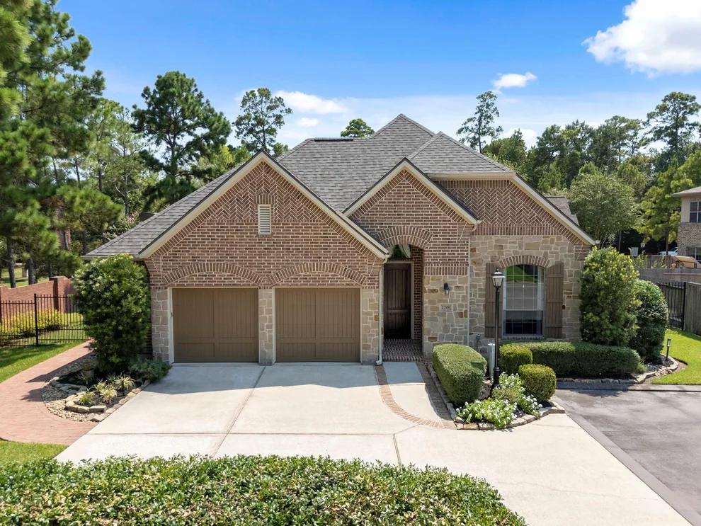 Unit for sale at 2706 Cassini Court, The Woodlands, TX 77381