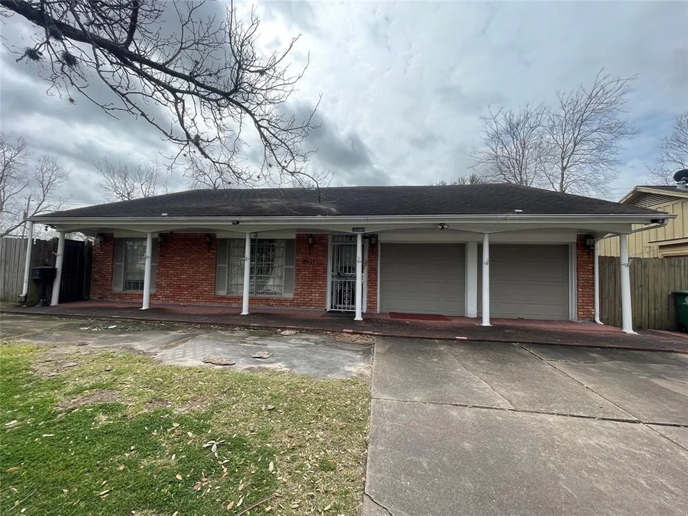 Unit for sale at 8911 Bellaire Boulevard, Houston, TX 77036