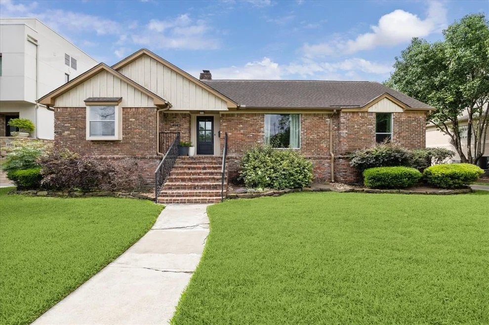 Unit for sale at 4943 Heatherglen Drive, Houston, TX 77096