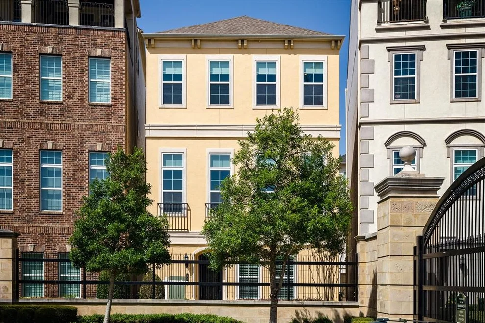 Unit for sale at 831 Dunleigh Meadows Lane, Houston, TX 77055