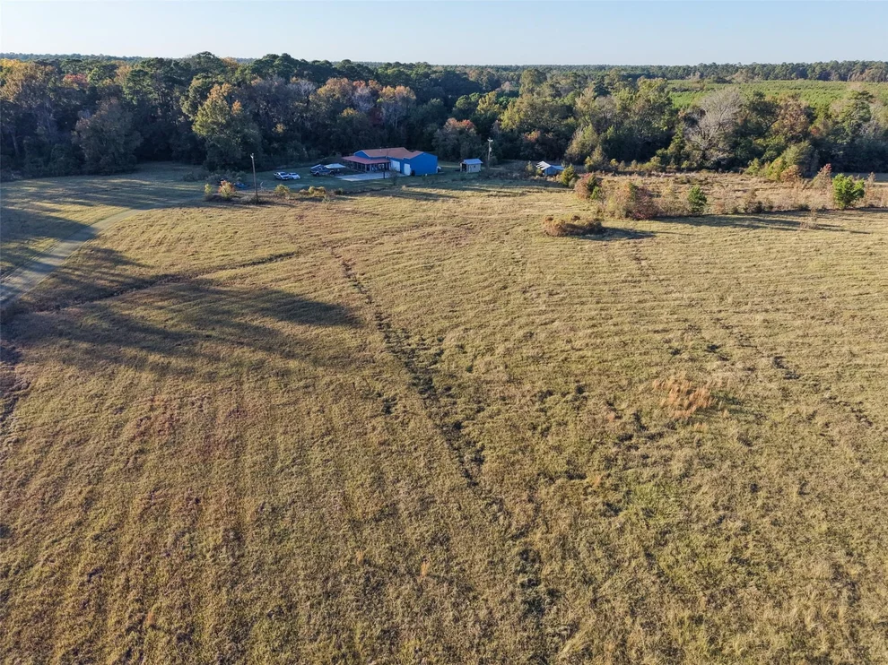 Unit for sale at 6950 Fm 945 N, Coldspring, TX 77331