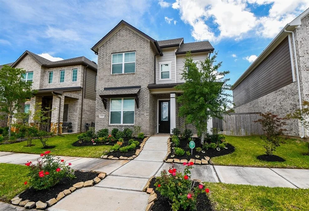 Unit for sale at 2146 Bridgeport Path Drive, Missouri City, TX 77459