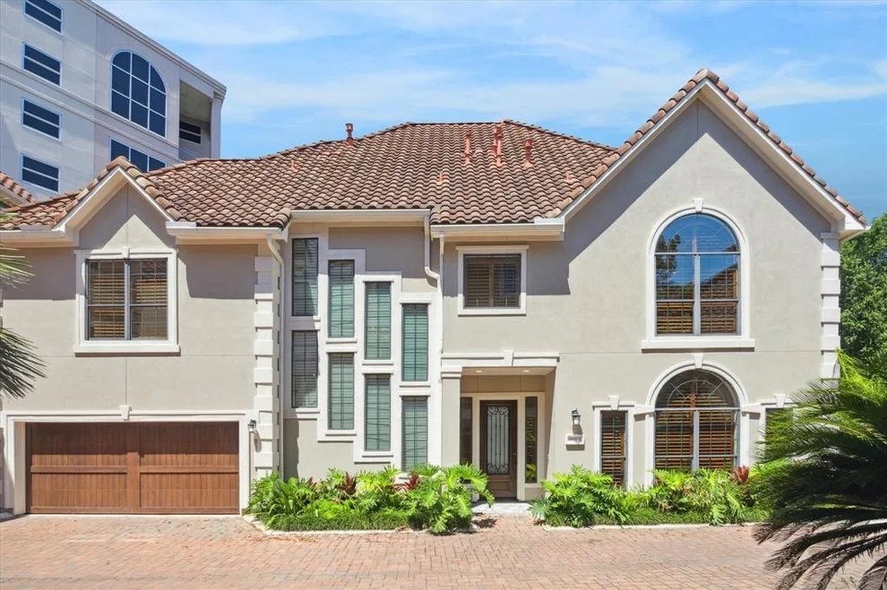 Unit for sale at 6008 Glencove Street, Houston, TX 77007