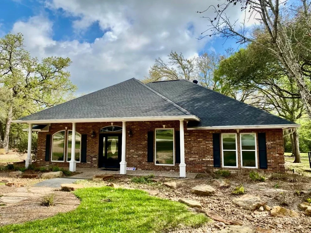 Unit for sale at 5603 Sandy Creek Lane, Brenham, TX 77833