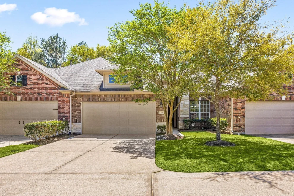 Unit for sale at 7204 S Boulder Cliff Lane, Humble, TX 77396