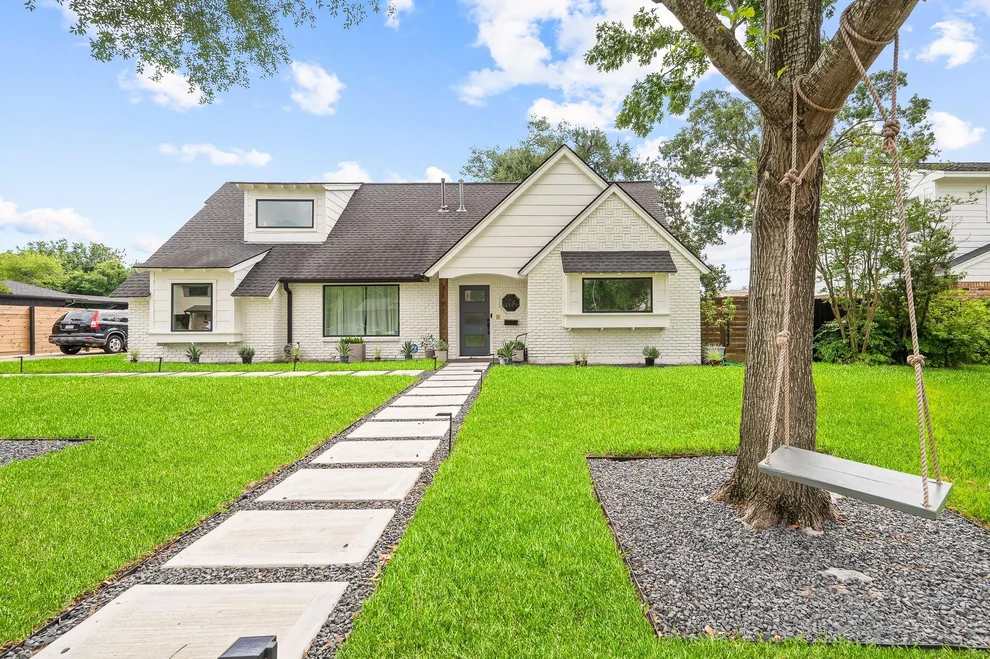 Unit for sale at 2102 Teague Road, Houston, TX 77080