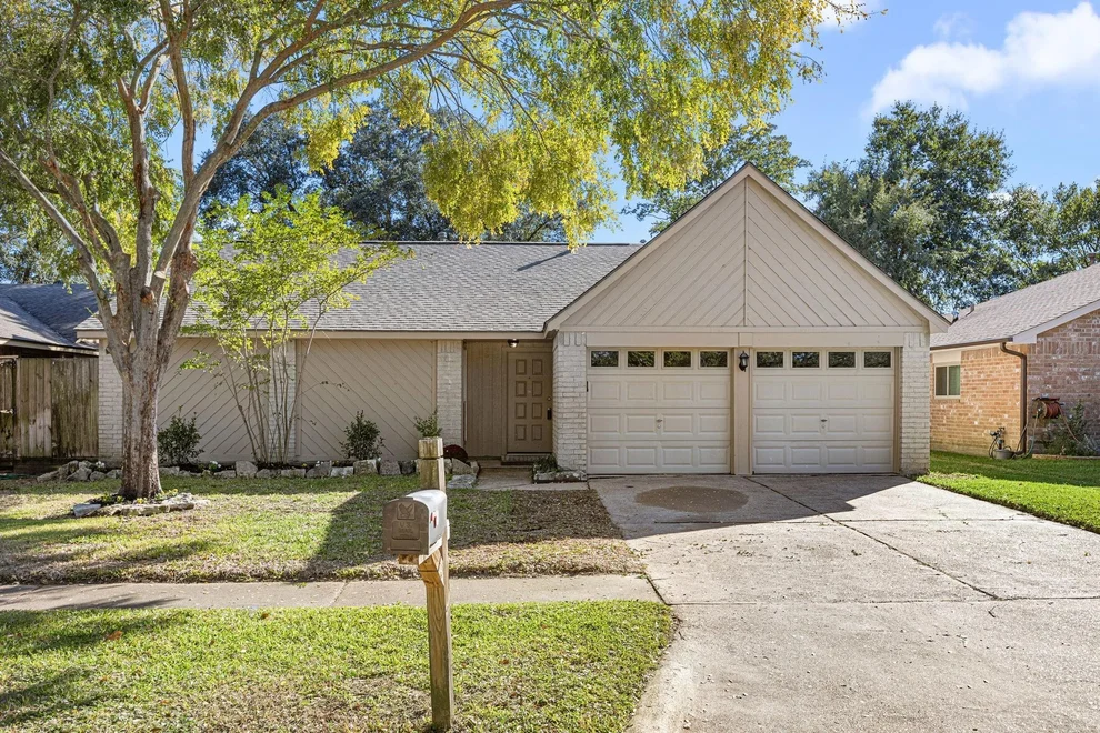 Unit for sale at 19615 Spanish Needle Drive, Houston, TX 77084