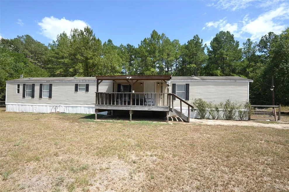 Unit for sale at 16 Creek Point, Huntsville, TX 77320
