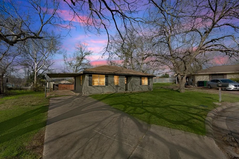 Unit for sale at 502 Willow Circle Circle, Brenham, TX 77833
