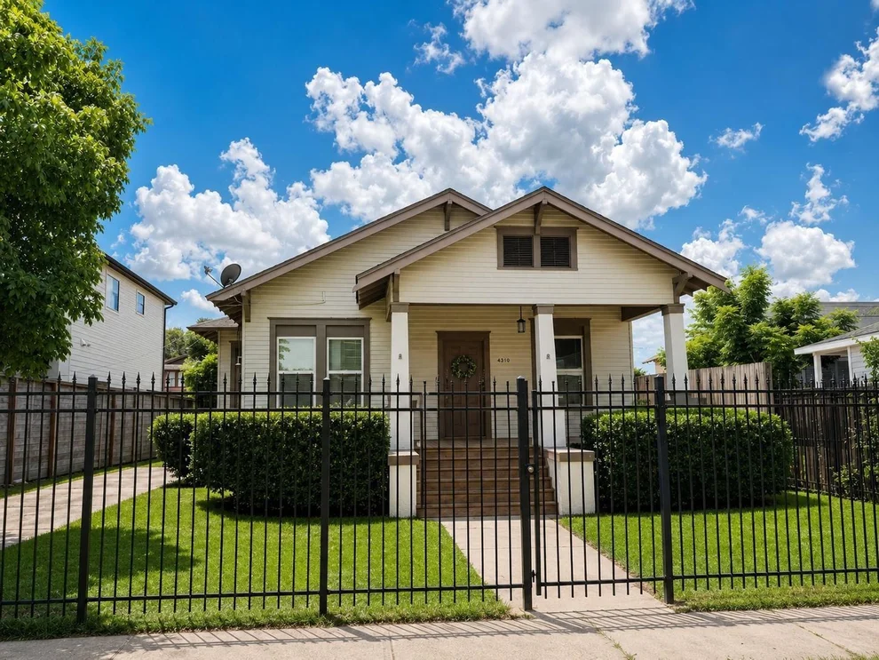 Unit for sale at 4310 Stanford Street, Houston, TX 77006