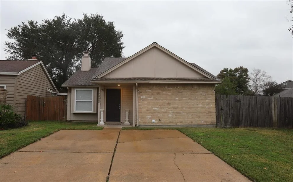 Unit for sale at 19906 Stoney Haven Drive, Cypress, TX 77433