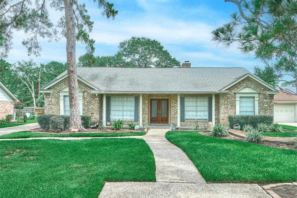 Unit for sale at 15402 Ripplestream, Houston, TX 77068