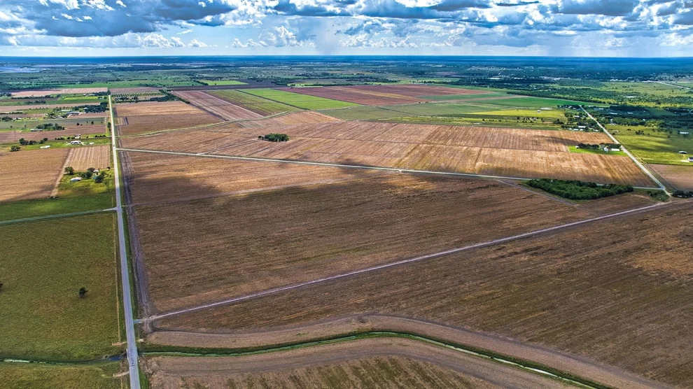 Unit for sale at 00 County Road 15, Damon, TX 77430