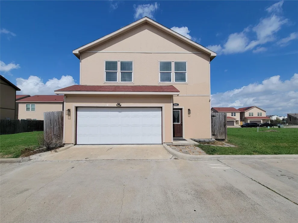 Unit for sale at 8610 San Biagio Street, Houston, TX 77031