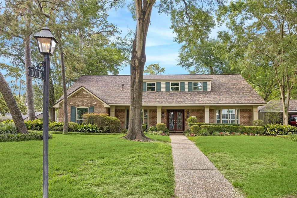 Unit for sale at 10110 Sugar Hill Drive, Houston, TX 77042
