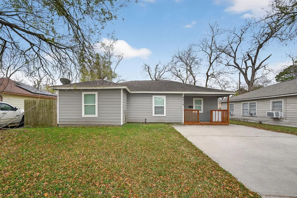 Unit for sale at 2510 Windsor Lane, Pasadena, TX 77506