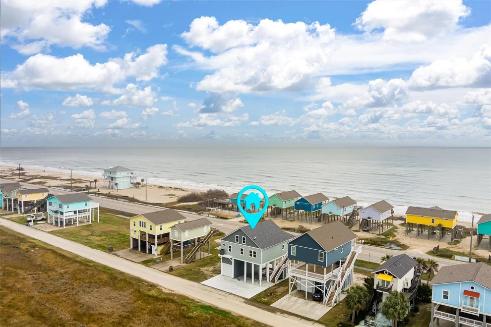 Unit for sale at 2425 Audubon Avenue, Gilchrist, TX 77617