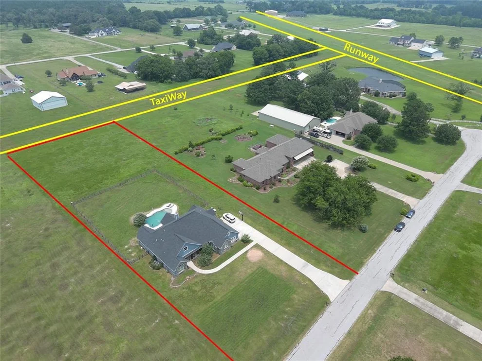 Unit for sale at 7 Long Horn Loop Court, New Waverly, TX 77358
