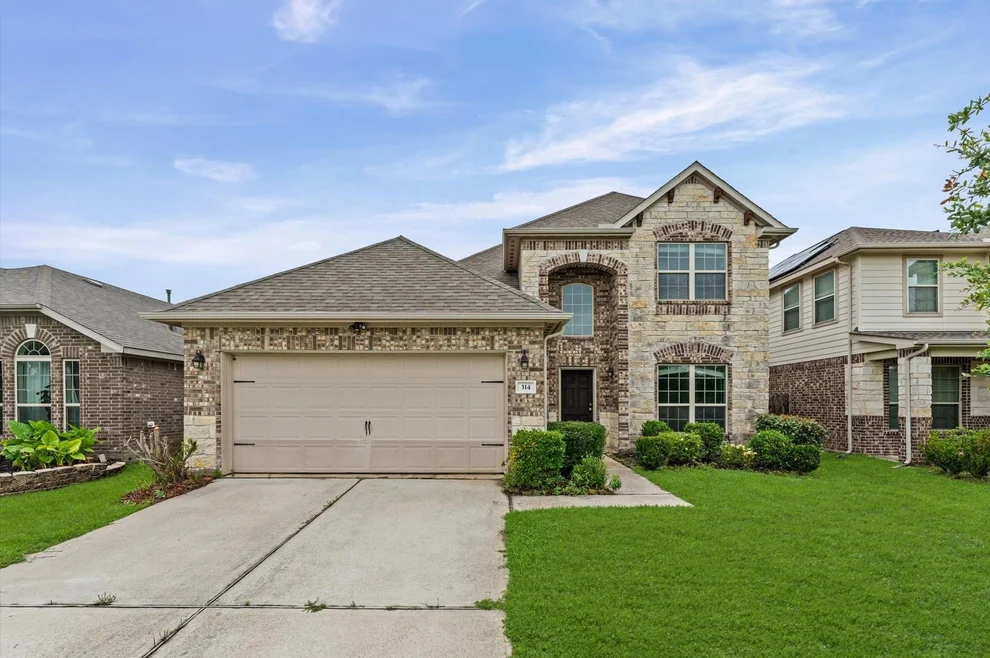 Unit for sale at 314 Marble Springs Lane, La Marque, TX 77568