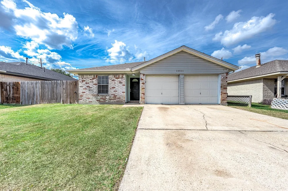 Unit for sale at 14511 Sequoia Bend Boulevard, Houston, TX 77032