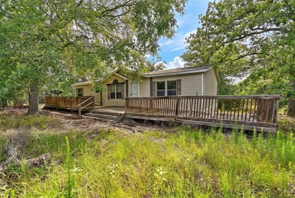 Unit for sale at 406 E Lois Lane, Somerville, TX 77879