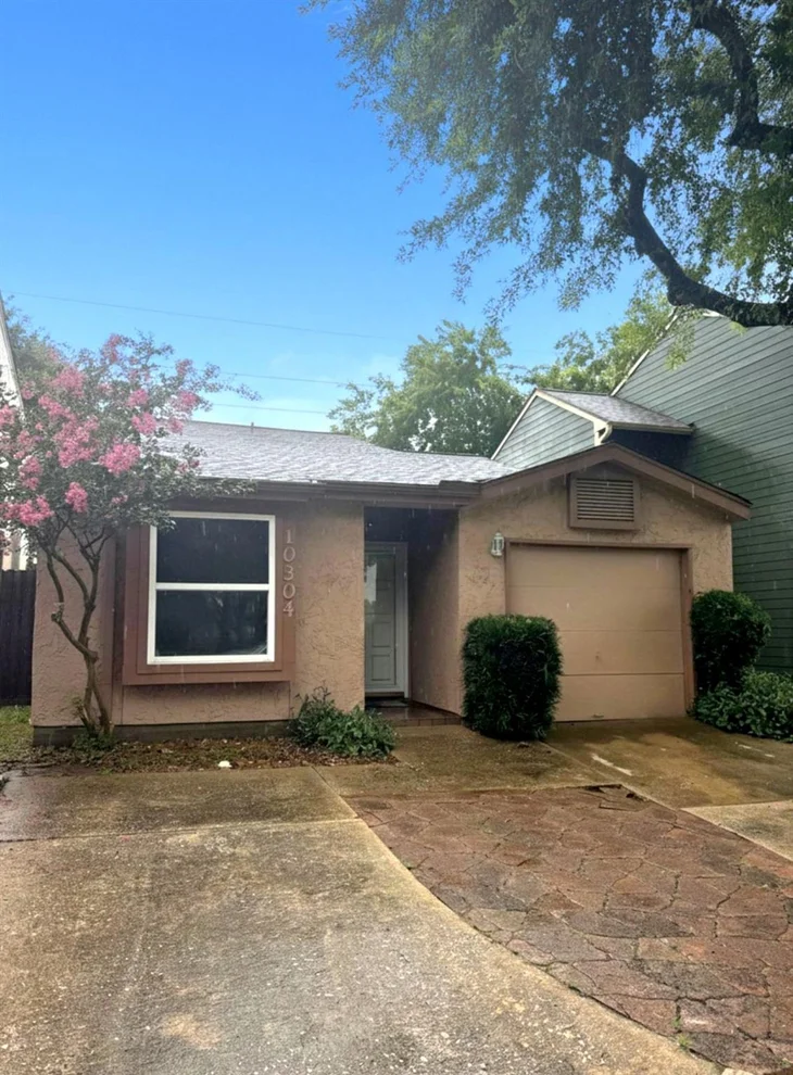 Unit for sale at 10304 Bridgeland Lane, Houston, TX 77041