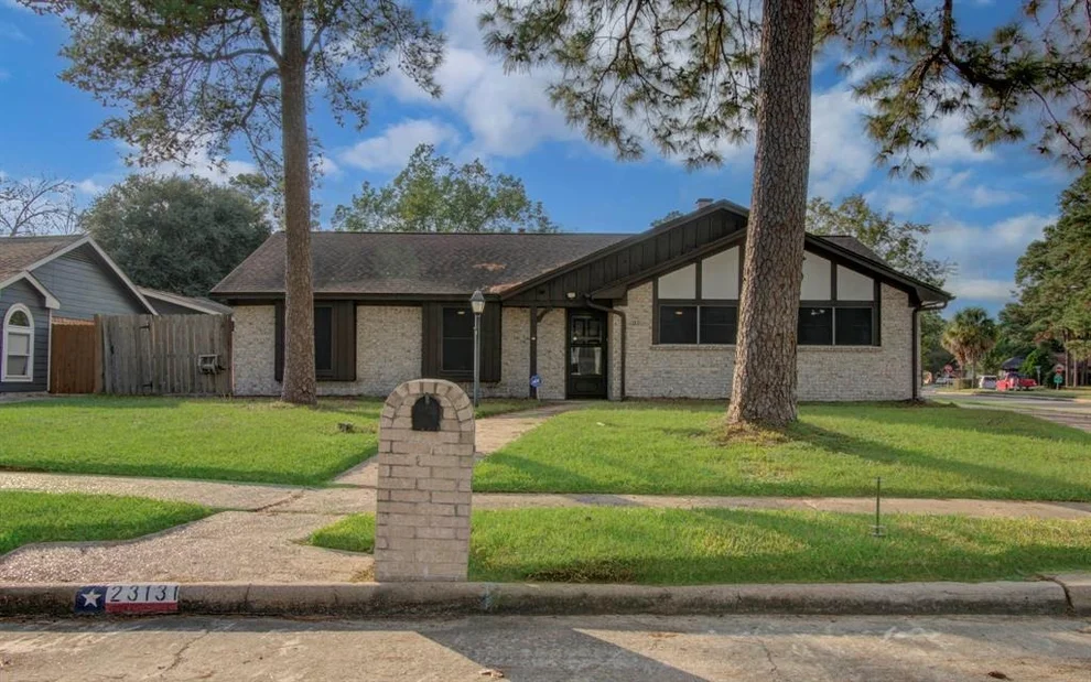 Unit for sale at 23131 Bayleaf Drive, Spring, TX 77373
