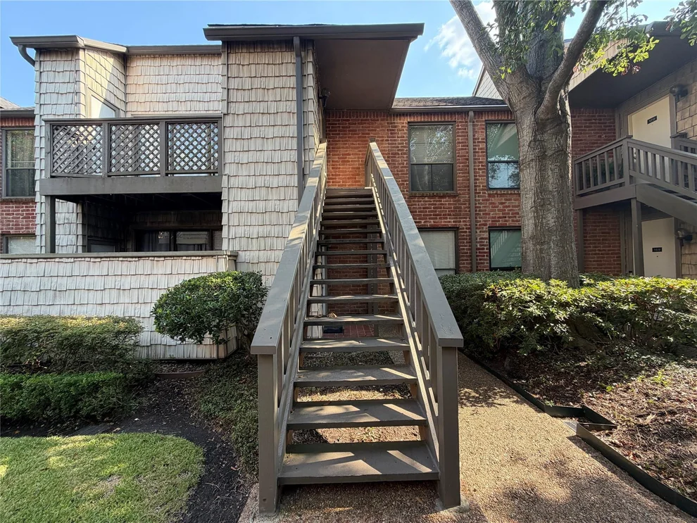 Unit for sale at 2829 Timmons Lane, Houston, TX 77027