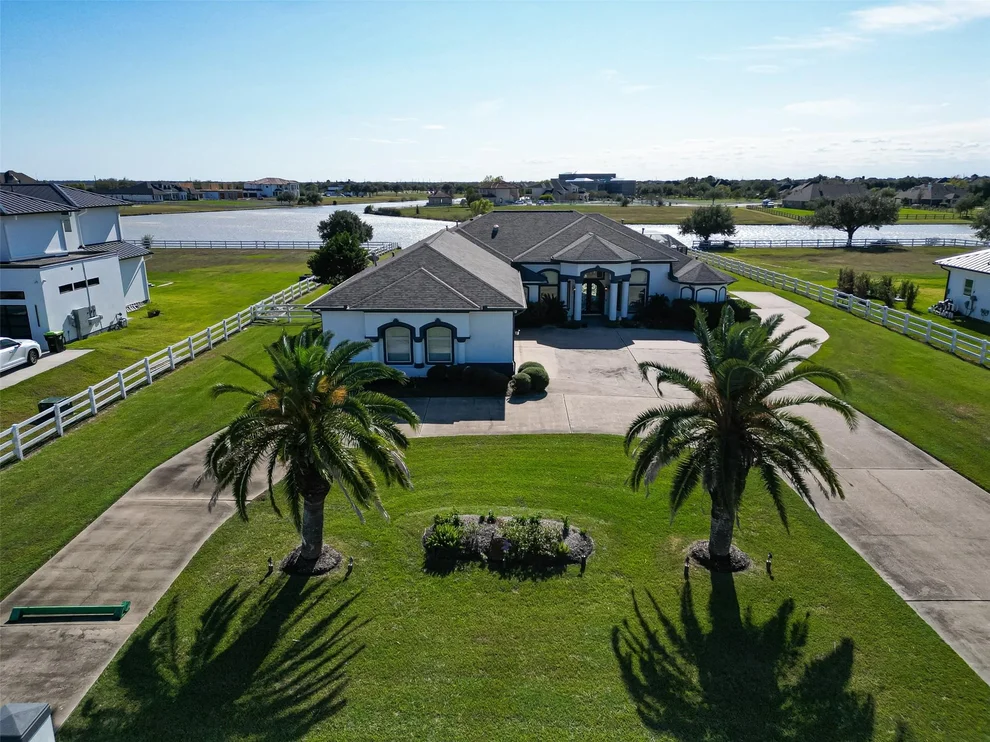 Unit for sale at 5942 Sagamore Bay Lane, Richmond, TX 77469