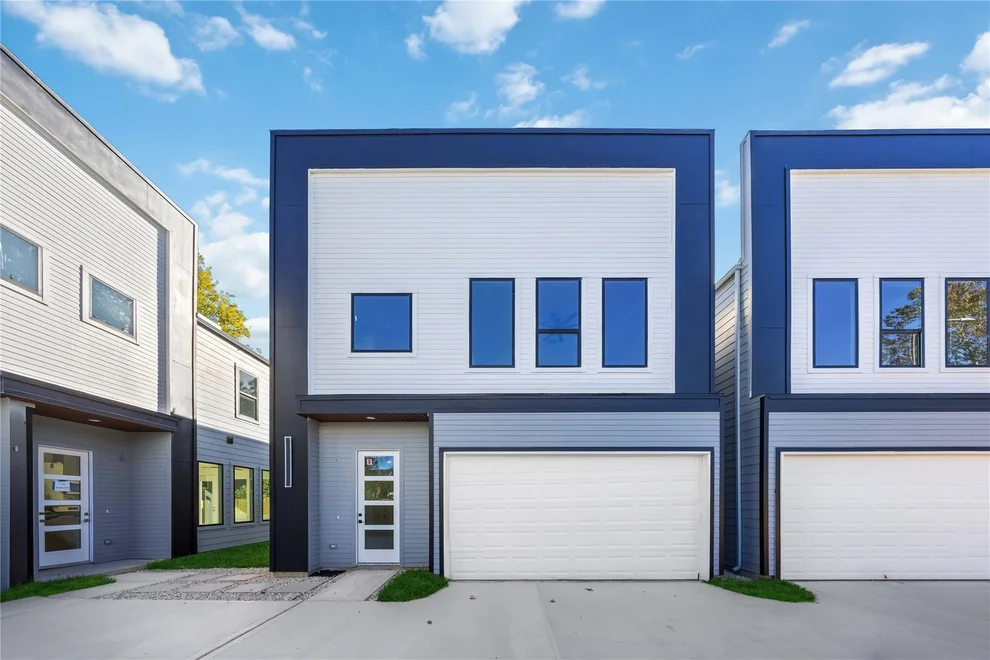 Unit for sale at 7127 England Street, Houston, TX 77021