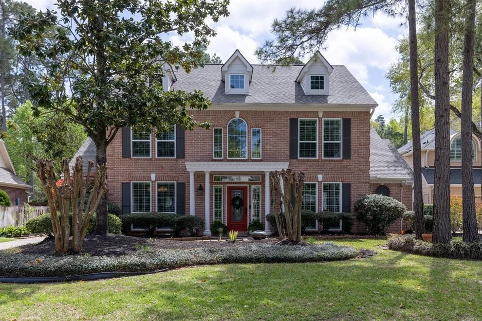 Unit for sale at 38 E Shadowpoint Circle, The Woodlands, TX 77381