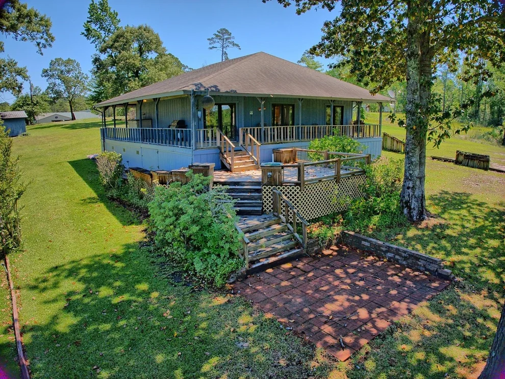 Unit for sale at 203 Whispering Pine, Burkeville, TX 75932