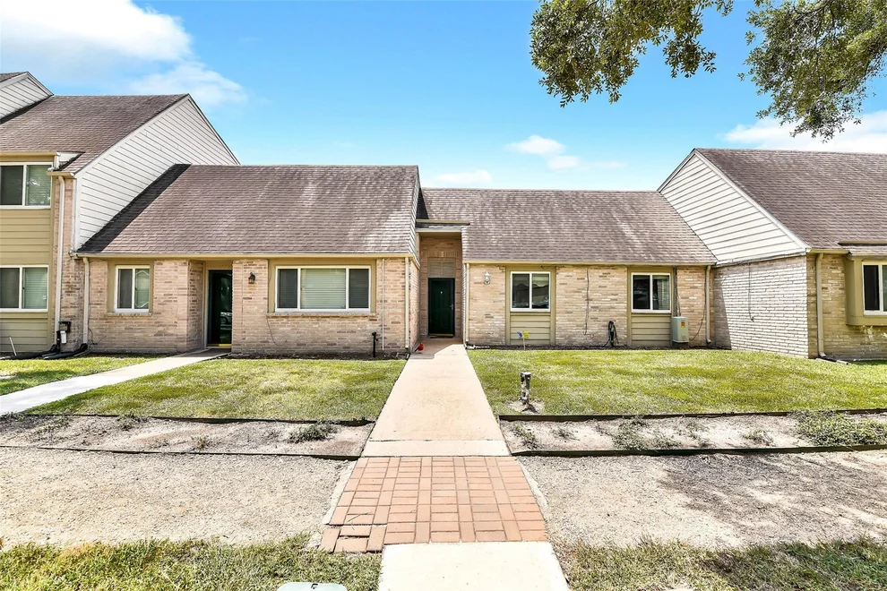 Unit for sale at 15523 Blake Way Street, Houston, TX 77032