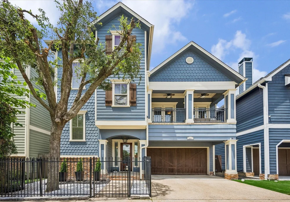 Unit for sale at 1011 W 14th Street, Houston, TX 77008