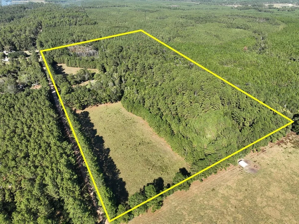 Unit for sale at 2357 County Road 4850, Warren, TX 77664