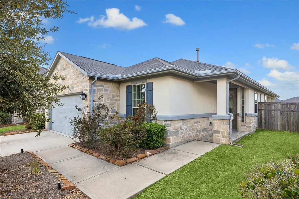 Unit for sale at 29026 Zacate Creek Lane, Fulshear, TX 77441