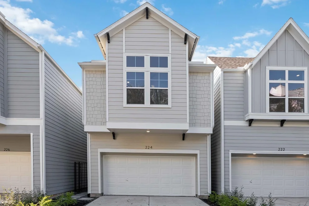Unit for sale at 224 E 27th Street, Houston, TX 77008