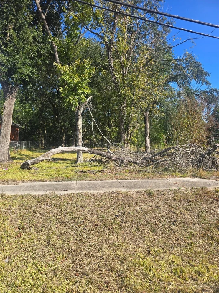 Unit for sale at 5820 Haight Street, Houston, TX 77028